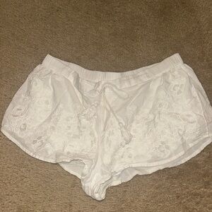 Kimchi Blue White Lace Shorts